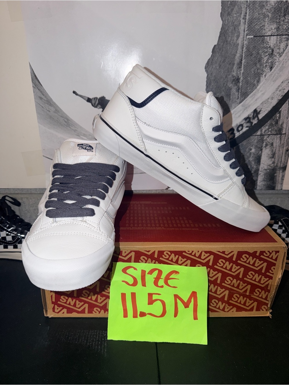 Vans Knu Mid sz 11.5 Men’s 13.0 Woman